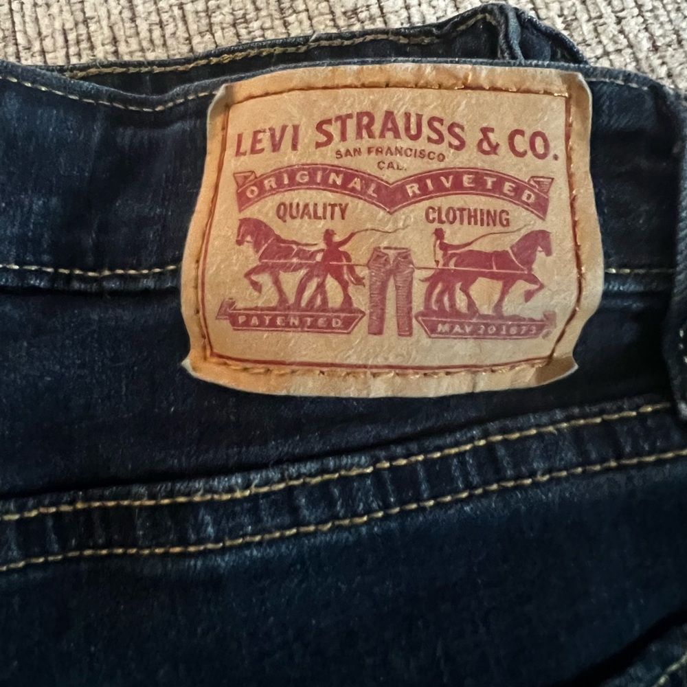 Levi's Dark Blue Denim Jeans Item 24.08.2025.1